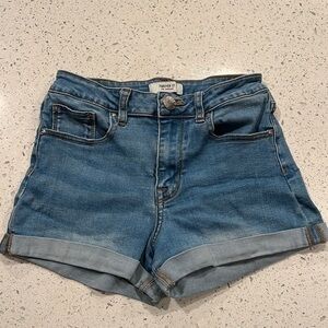 Forever 21 Denim Shorts Size 24